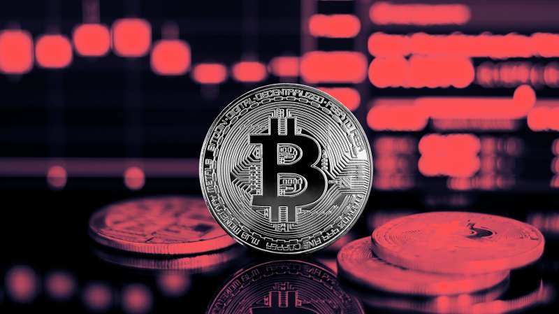 比特币跌破 9.2 万美元！分析：本周「3 大经济数据」出炉、市场迎严峻考验