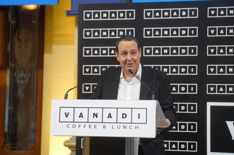 Vanadi Coffee 陷财务危机、 ALL IN 比特币求翻身！专家不看好原因曝光